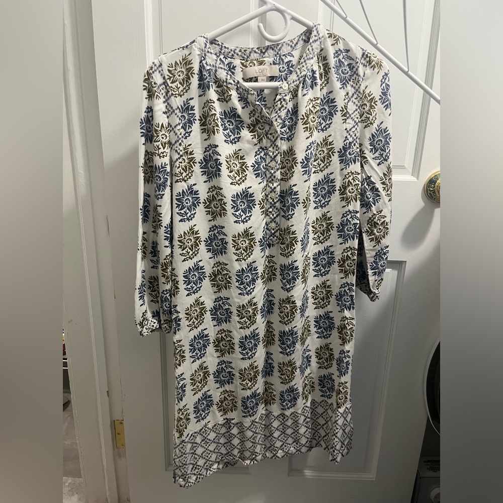 Ann Taylor LOFT Dress